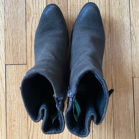 SIZE 6 COUGAR WATERPROOF BOOTS - Picture 7 of 8